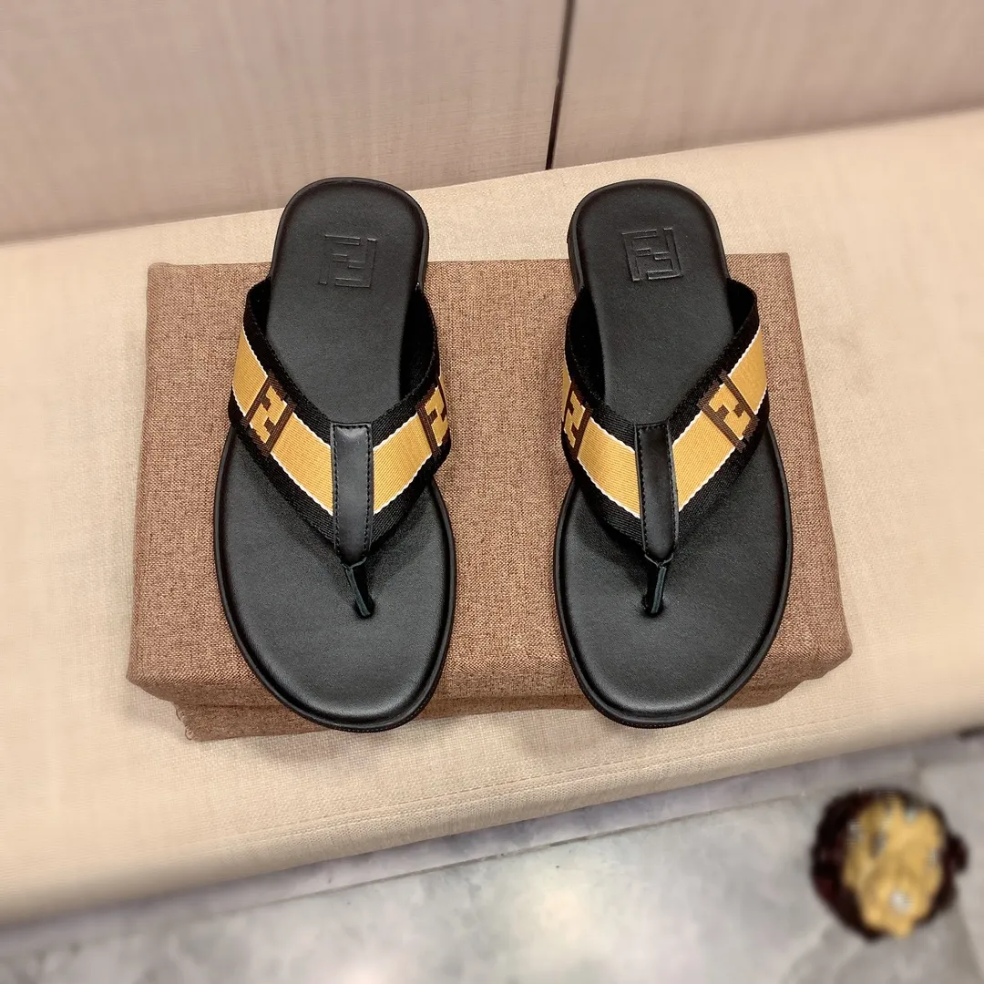 Slippers: New model: Factory price: 220💰💰🎩🎩🔥🔥《 Fendi FENDI* 》Series of slippers top purchasing agent 🔍🔍Men's 2022 counters are on sale simultaneously, original imported cowhide from Italy, exquisite workmanship,), sole: (super comfortable) original sole provided by the original factory, ⚠️ The exclusive double-layer movable molded bottom is super comfortable⚠️, the real thing is more beautiful🎬The real thing is more beautiful🔍🔍original order quality, you can enter and leave the counter at will, the correct size is 38-44, you can order 45. Long-term availability 266